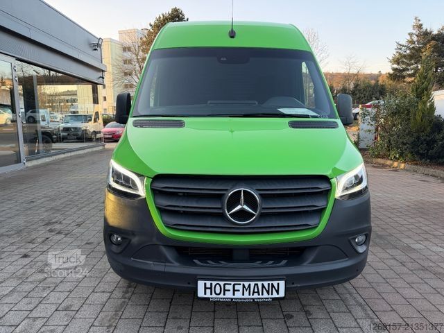 Фургон з високим дахом MERCEDES-BENZ Sprinter 319 CDI V6 Kasten L2H2 RWD Navi Automat