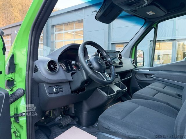 Фургон з високим дахом MERCEDES-BENZ Sprinter 319 CDI V6 Kasten L2H2 RWD Navi Automat