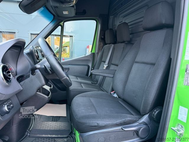 Фургон з високим дахом MERCEDES-BENZ Sprinter 319 CDI V6 Kasten L2H2 RWD Navi Automat