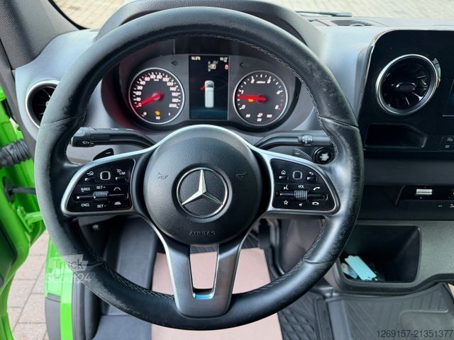 Фургон з високим дахом MERCEDES-BENZ Sprinter 319 CDI V6 Kasten L2H2 RWD Navi Automat
