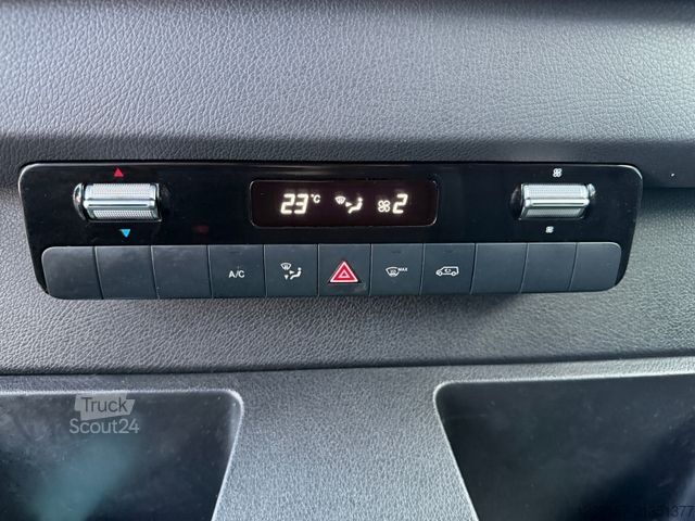 Фургон з високим дахом MERCEDES-BENZ Sprinter 319 CDI V6 Kasten L2H2 RWD Navi Automat