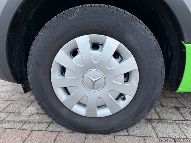 Фургон з високим дахом MERCEDES-BENZ Sprinter 319 CDI V6 Kasten L2H2 RWD Navi Automat