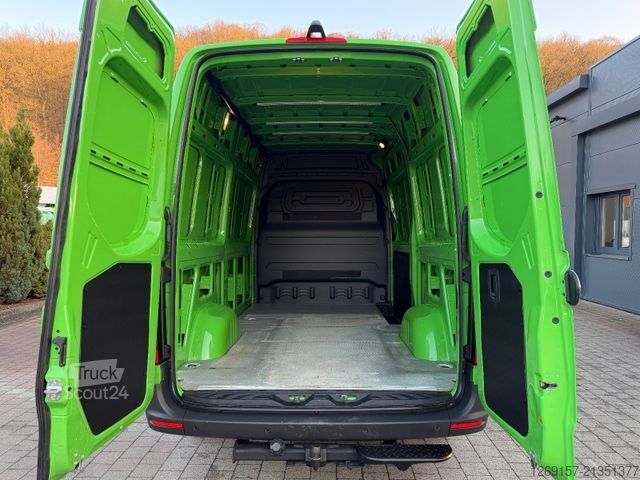Фургон с высокой крышей MERCEDES-BENZ Sprinter 319 CDI V6 Kasten L2H2 RWD Navi Automat