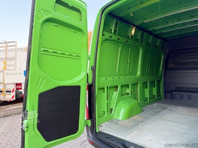 Фургон з високим дахом MERCEDES-BENZ Sprinter 319 CDI V6 Kasten L2H2 RWD Navi Automat