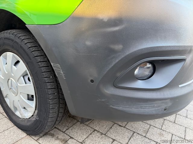 Фургон з високим дахом MERCEDES-BENZ Sprinter 319 CDI V6 Kasten L2H2 RWD Navi Automat