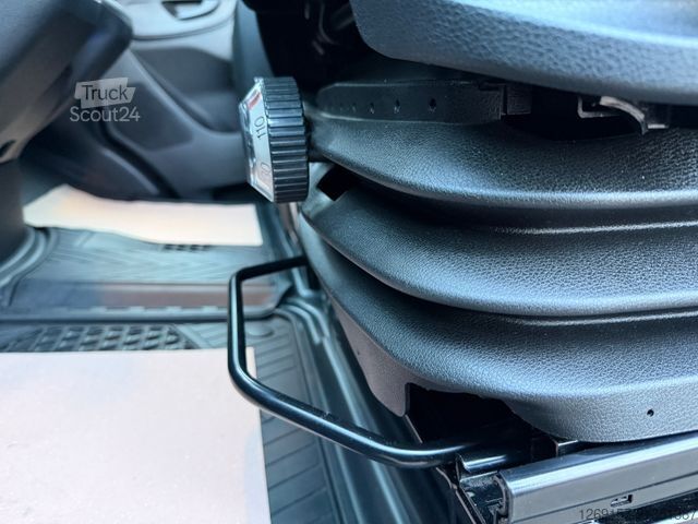 Фургон з високим дахом MERCEDES-BENZ Sprinter 317 CDI Kasten RWD L2H1 **AHK 3500 KG**