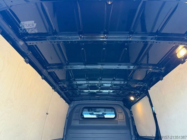 Фургон з високим дахом MERCEDES-BENZ Sprinter 317 CDI Kasten RWD L2H1 **AHK 3500 KG**