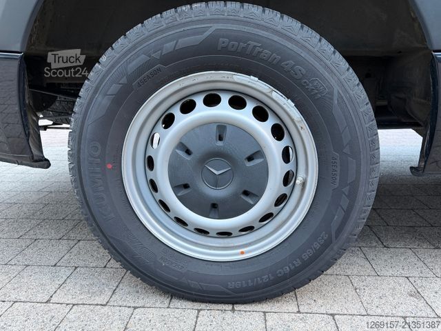 Фургон з високим дахом MERCEDES-BENZ Sprinter 317 CDI Kasten RWD L2H1 **AHK 3500 KG**