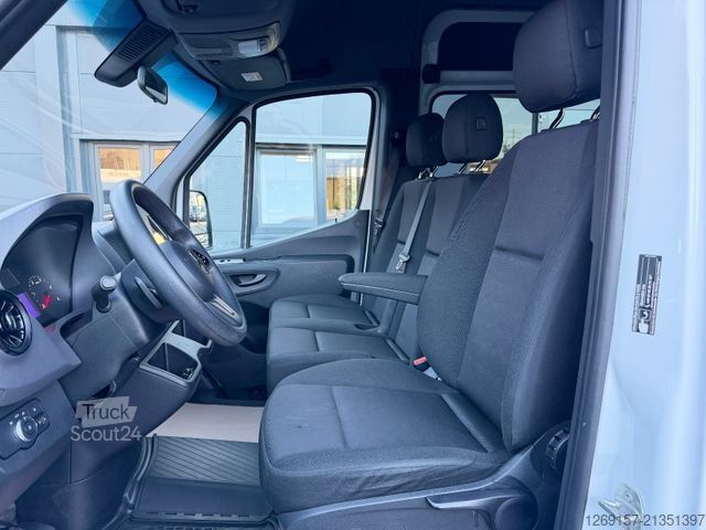 Мікроавтобус MERCEDES-BENZ Sprinter 317 CDI Tourer RWD 9 Sitze Navi + Autom