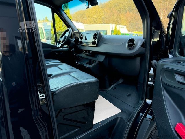 Пікап-фургон MERCEDES-BENZ Sprinter Pritsche 211/311CDI FWD L2 Navi + Klima