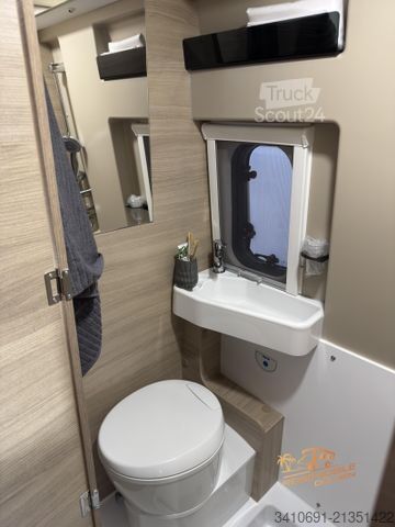 Autocaravana FORSTER Livin Up Pro FV 636 EBL VIBE Edition Markise RFK