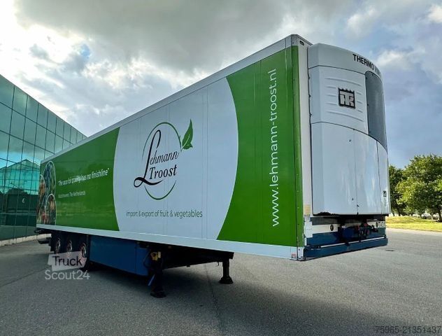 Semi-reboque frigorífico SCHMITZ CARGOBULL SKO 24 THERMO KING SLX 200 ONLY 3645 ENGINE HOUR
