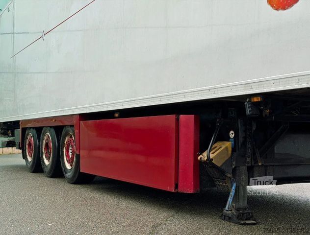 Kylsläpvagn LAMBERET THERMO KING SLX300 WITH ONLY 763 HOURS !!! NEW A