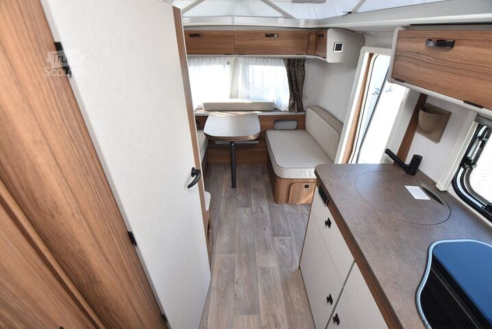 Husvagn HYMER/ERIBA Eriba Touring 630 1600kg, Combi 4E, Bodentemp.