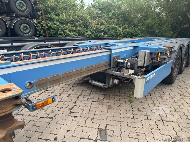 Semirremolque con caja intercambiable WEB-TRAILER Web-Trailer Genset Kühlagrigat 3x Vorhanden