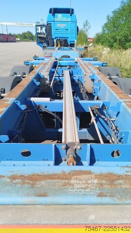 Semirremolque con caja intercambiable WEB-TRAILER Web-Trailer Genset Kühlagrigat 3x Vorhanden
