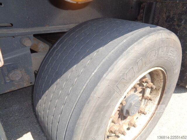 Nyitott ponyvás félpótkocsi KÖGEL S24-1 Mega Liftachse 445/45 R19,5