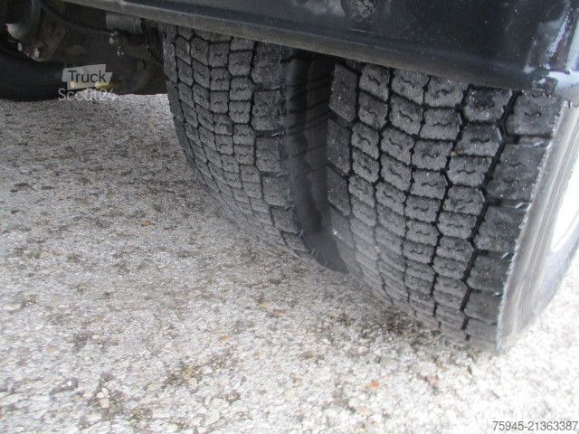 Вантажівка з платформою і тентом RENAULT D12/280, LBW, TÜV 03/2026