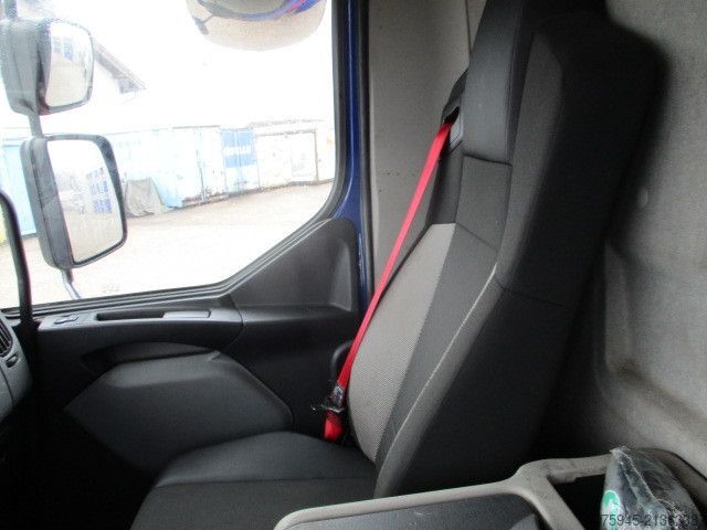 Вантажівка з платформою і тентом RENAULT D12/280, LBW, TÜV 03/2026