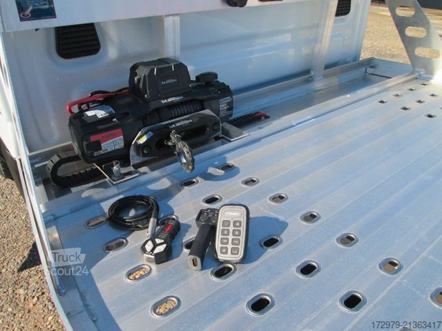 Автомобиль-фургон для перевозки автомобилей IVECO 35 C15 3.0*Maxi-Neuer Alu Aufbau 4.80m*Euro6*