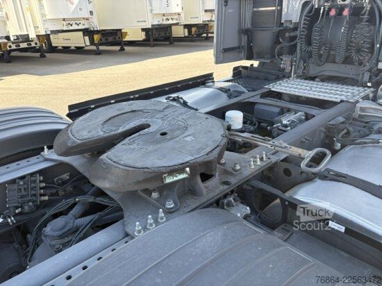 Tractor estándar VOLVO FH 500, EURO 6, RETARDER, STANDKLIMA
