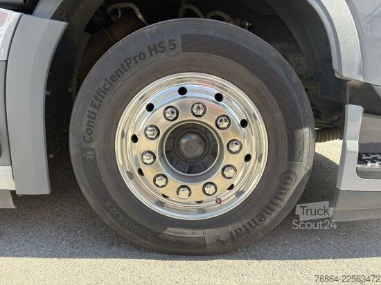 Tractor estándar VOLVO FH 500, EURO 6, RETARDER, STANDKLIMA