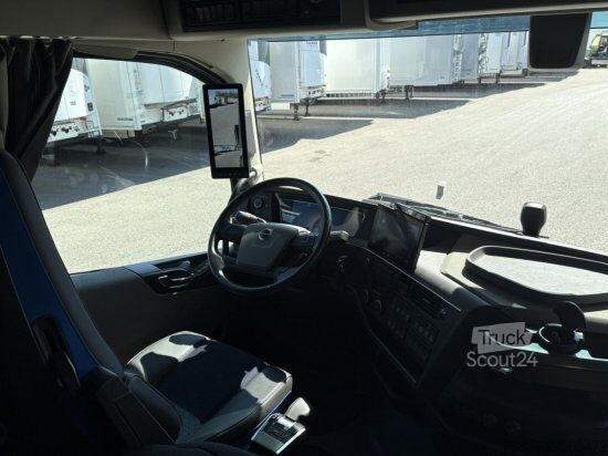 Tractor estándar VOLVO FH 500, EURO 6, RETARDER, STANDKLIMA