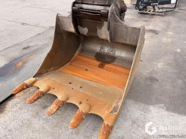 Crawler excavator Hitachi ZX250LCN-5B