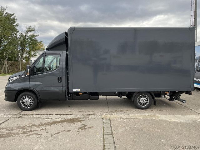 Transporter mit Koffer IVECO 35S21HA8/P HI-MATIC / 3.0Ltr. / LED / RFK