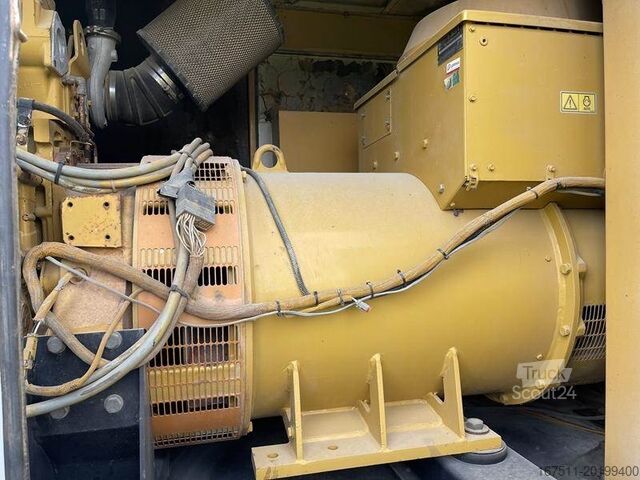 Agregado Caterpillar C 18 - 700