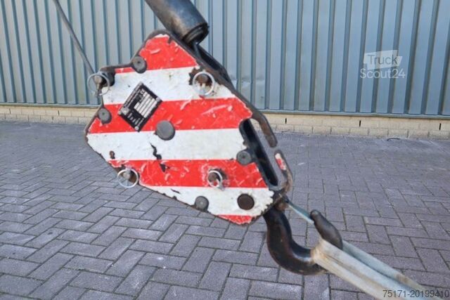 Mobil kran Jekko SPX527CDH-2  Valid Inspection, Hybrid, 2700kg Capa