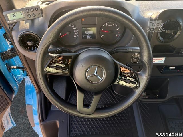 Koelwagen met geïsoleerde laadbak MERCEDES-BENZ Sprinter 317 CDI  *Tiefkühlkoffer*Seitentür*AUT