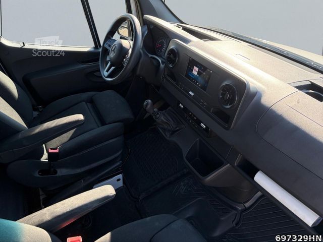 Dobozos furgon MERCEDES-BENZ Sprinter 317 CDI AHK*SCHWING*MBUX*NAVI*RFK*KLIMA