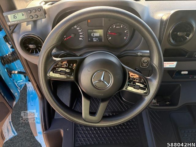 Koelwagen met geïsoleerde laadbak MERCEDES-BENZ Sprinter 317 CDI  *Tiefkühlkoffer*Seitentür*AUT
