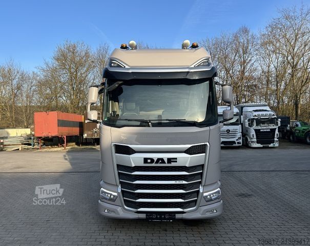 Volumen SZM DAF XG+ 530 FT Lowliner Executive-Paket