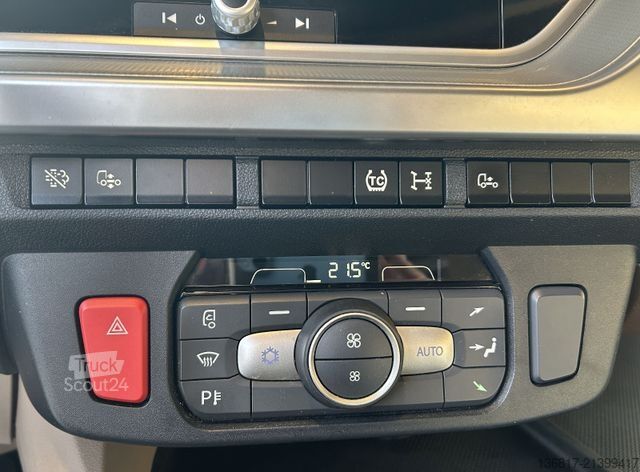 Volumen SZM DAF XG+ 530 FT Lowliner Executive-Paket