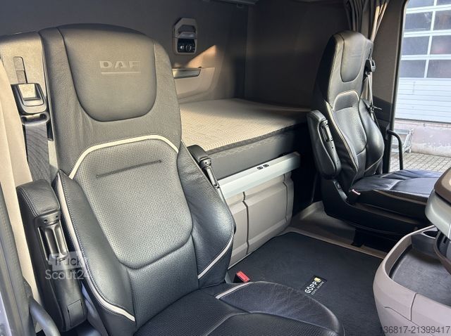 Volumen SZM DAF XG+ 530 FT Lowliner Executive-Paket