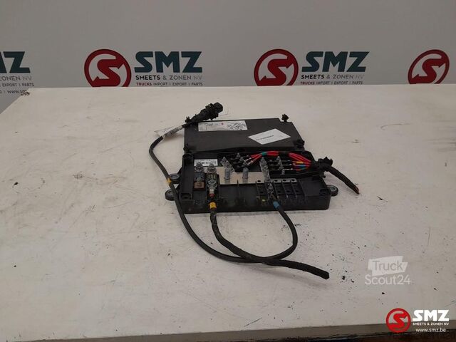 Gestión del motor Renault Occ regeleenheid Renault T 21717590 21717581