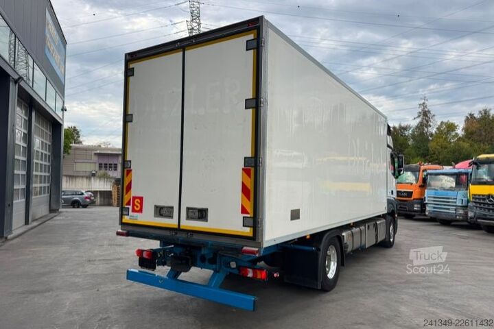 Kühlkoffer-LKW MERCEDES-BENZ Actros 1846 Thermoking UT1200