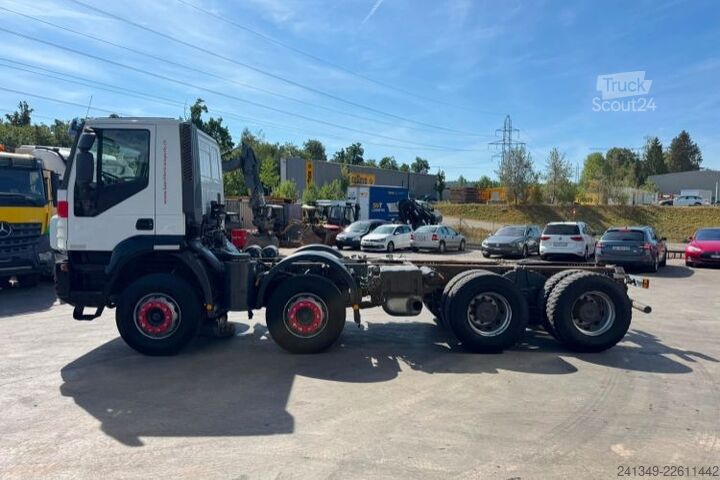LKW-Fahrgestell IVECO 410T45 Trakker 8x4
