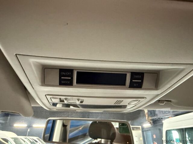 Minibussi VW T5 Caravelle 4Motion 8 Sitze Klima STHZ 2.Hand