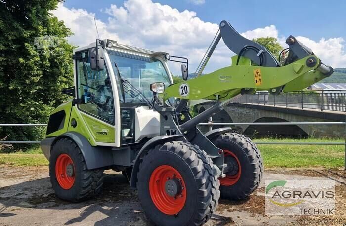 Ładowarka podwórzowa Claas TORION 530