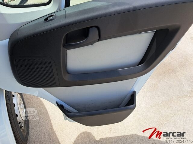 Furgoneta Peugeot Boxer Cassone Fisso Euro 6