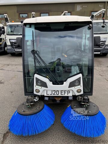 Balayeuse de voirie 2021 BUCHER MUNICIPAL C202 LJ20EFP C202