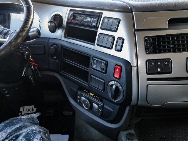 Standartinis vilkikas DAF XF480 FT SSC Intarder + PCC + Standklima + 1195l