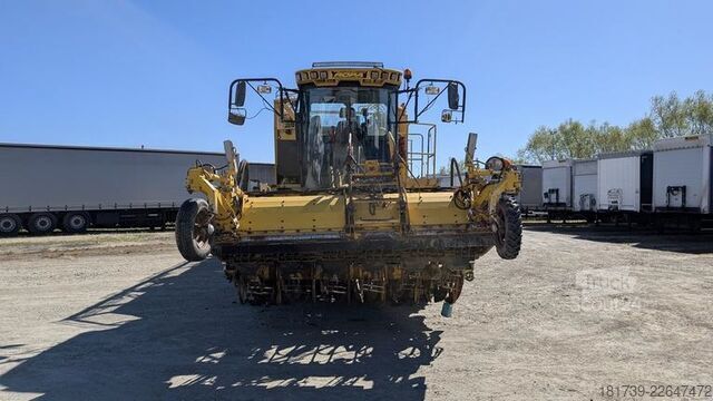 Sklízecí stroj na řepu Ropa TIGER V8-3 beet harvester / 6000 MTH