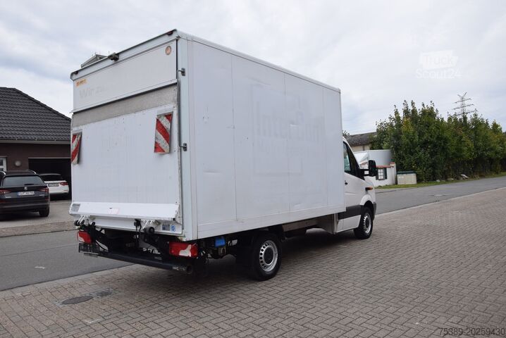Transporter mit Koffer VW Crafter  35 Koffer 2,0 TDI LBW Palfinger 500KG