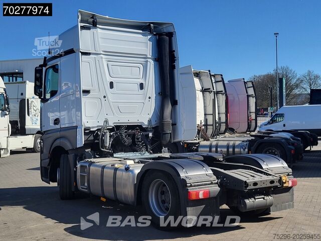 Standard-SZM Mercedes Actros 1851 Actros 4X2 BigSpace 2x Tanks
