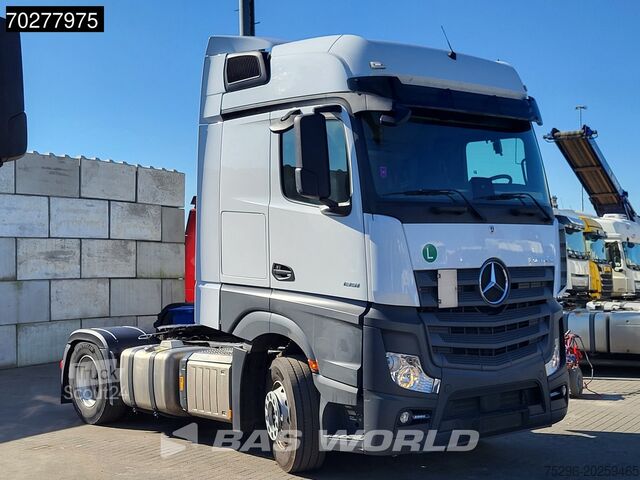 Standaard trekker Mercedes Actros 1851 Actros 4X2 BigSpace 2x Tanks