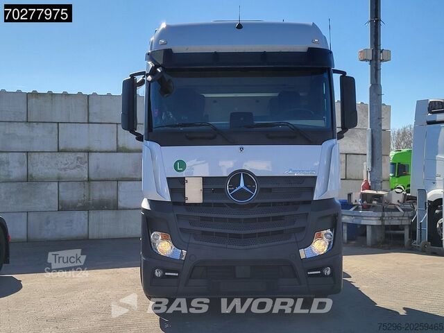 Standaard trekker Mercedes Actros 1851 Actros 4X2 BigSpace 2x Tanks